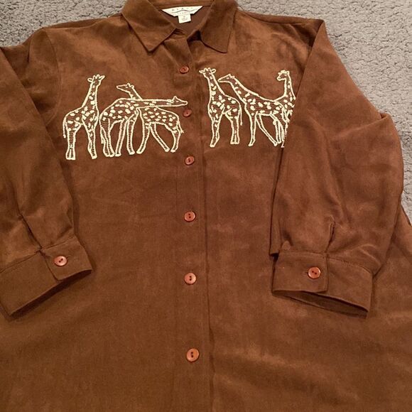 Blast Studio Vintage Giraffe Brown Button Up Top Size Medium - Picture 12 of 12